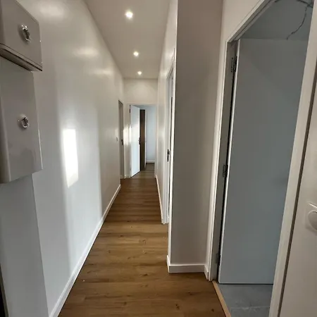 2-room Apartment *